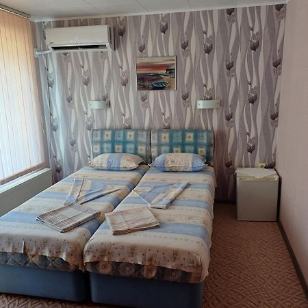 גולדן סנדס Enjoy Guest House מראה חיצוני תמונה